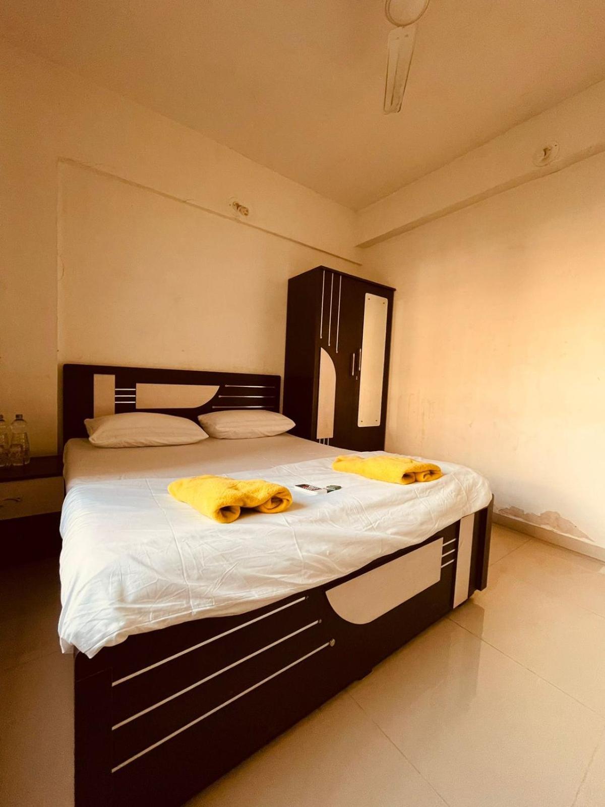 Namaste Nirvana Appartments Daman Εξωτερικό φωτογραφία